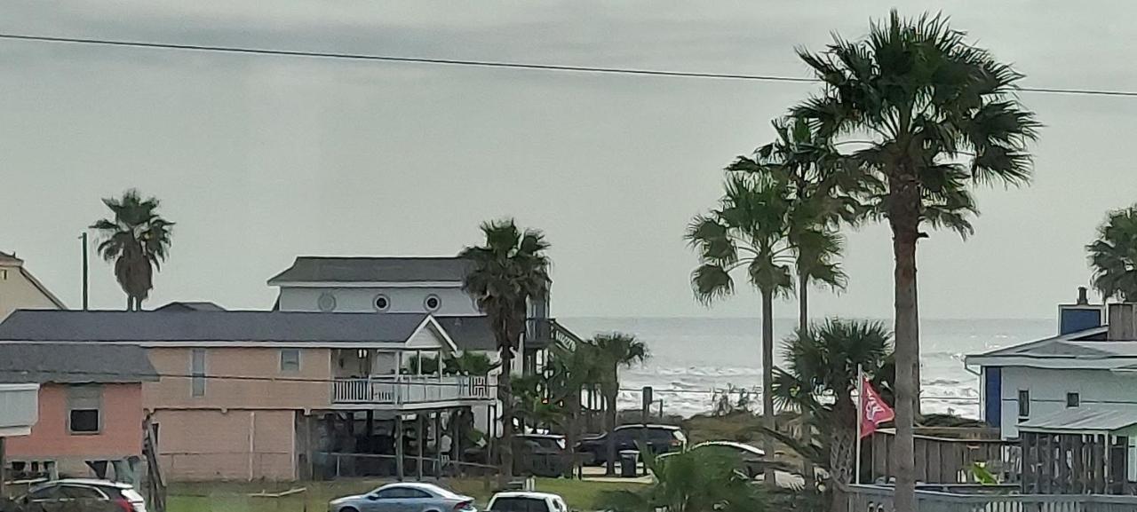 Private Beach -- Away From The Crowds - Ocean Views -Short Drive To Moody Gardens, Schlitter Bahn, Pleasure Pier Galveston Zewnętrze zdjęcie